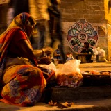 La vendedora de flores, Varanasi