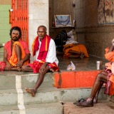 La dura vida del shadu en Varanasi